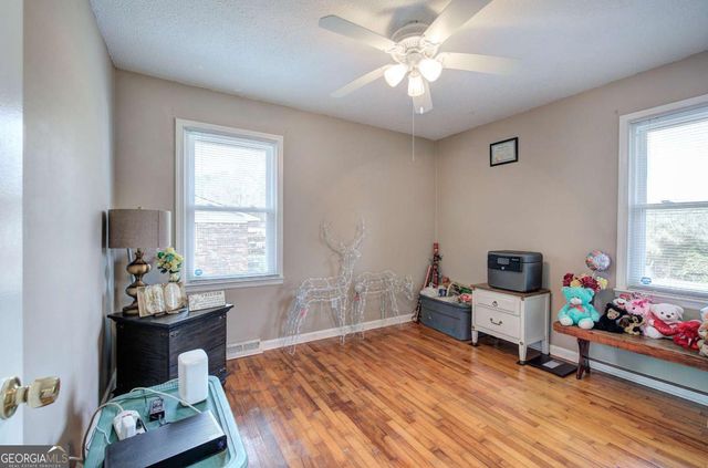 97 Pine Grove Circle NW, Adairsville, GA 30103