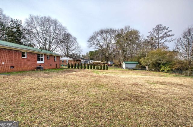 97 Pine Grove Circle NW, Adairsville, GA 30103