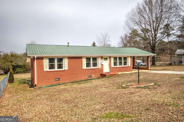 97 Pine Grove Circle NW, Adairsville, GA 30103