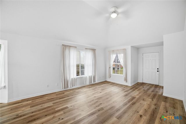 104 S Mockingbird Circle, Cedar Creek, TX 78612