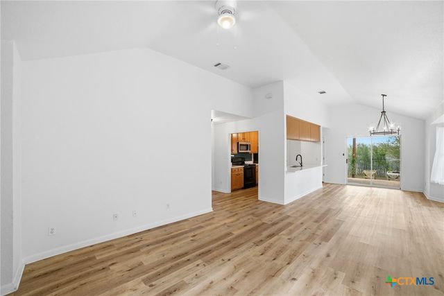 104 S Mockingbird Circle, Cedar Creek, TX 78612