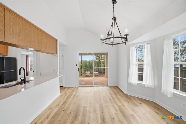 104 S Mockingbird Circle, Cedar Creek, TX 78612