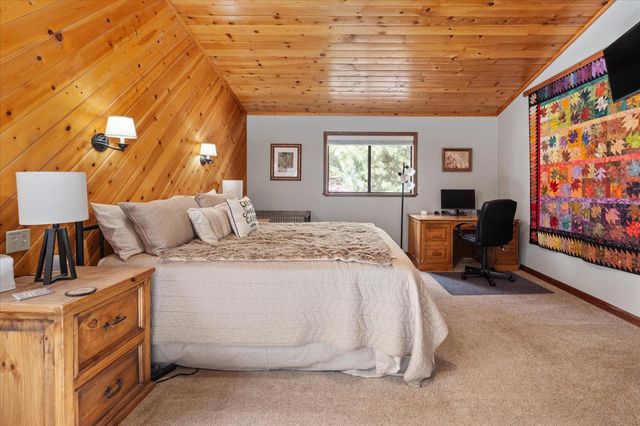 2675 Grenoble Dr, Arnold, CA 95223