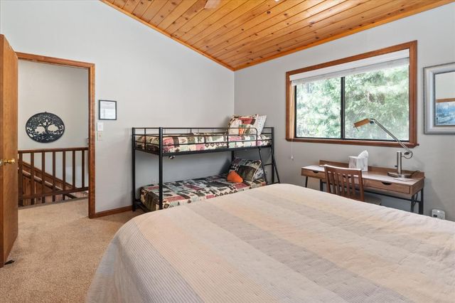 2675 Grenoble Dr, Arnold, CA 95223