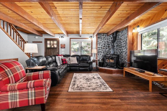 2675 Grenoble Dr, Arnold, CA 95223