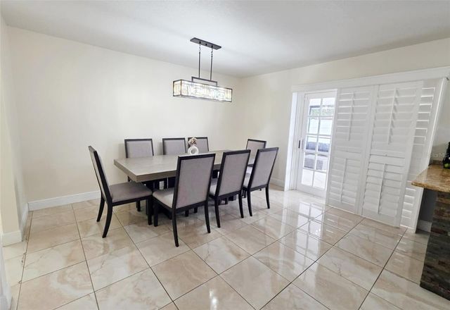 6408 BROOK HOLLOW COURT, Tampa, FL 33634