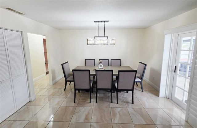 6408 BROOK HOLLOW COURT, Tampa, FL 33634