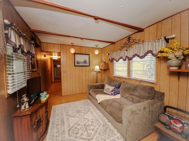 210 Echo Road, Bronston, KY 42518