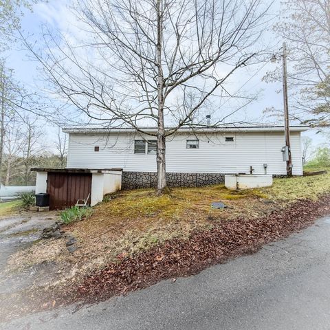 210 Echo Road, Bronston, KY 42518