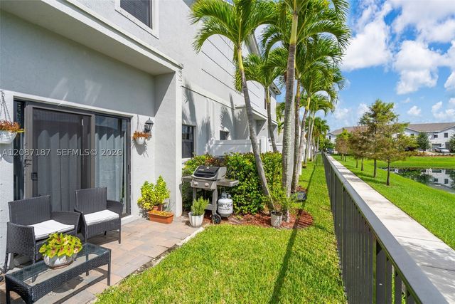 856 NW 3rd Way, Pompano Beach, FL 33060