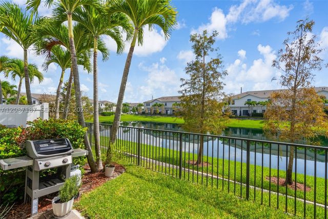856 NW 3rd Way, Pompano Beach, FL 33060