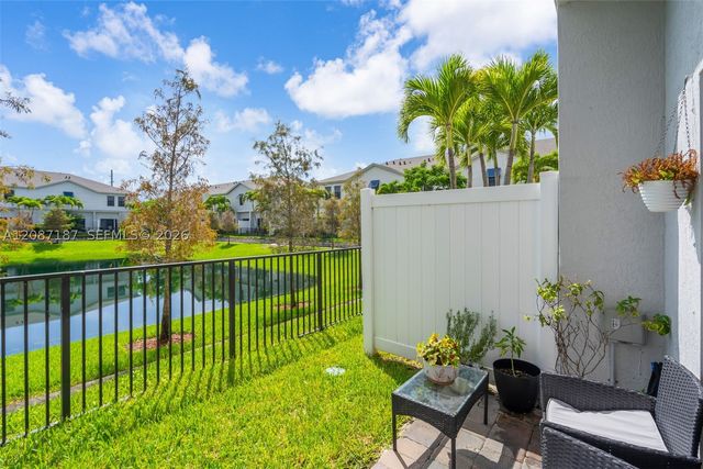 856 NW 3rd Way, Pompano Beach, FL 33060
