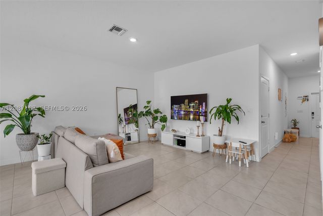 856 NW 3rd Way, Pompano Beach, FL 33060