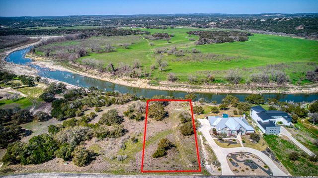 365 RIVER CLIFF PL, Spring Branch, TX 78070