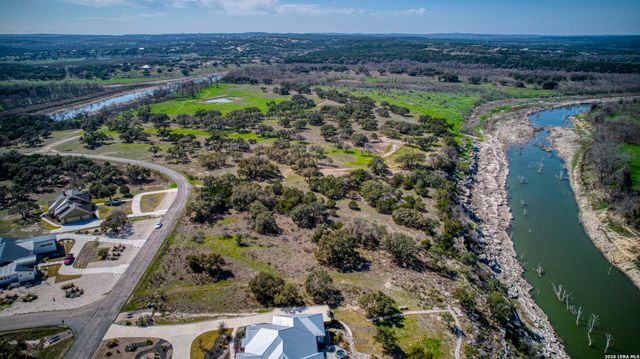 365 RIVER CLIFF PL, Spring Branch, TX 78070