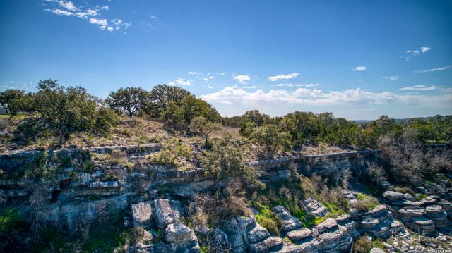 365 RIVER CLIFF PL, Spring Branch, TX 78070