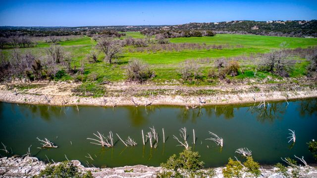 365 RIVER CLIFF PL, Spring Branch, TX 78070