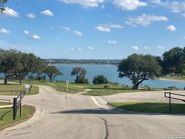 365 RIVER CLIFF PL, Spring Branch, TX 78070