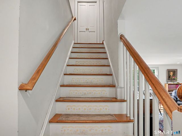68 Old Stamford Road, New Canaan, CT 06840