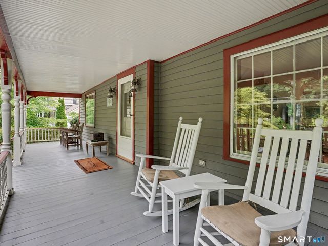 68 Old Stamford Road, New Canaan, CT 06840