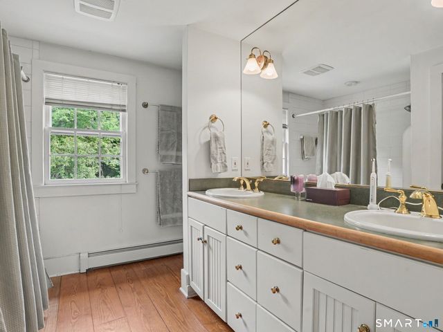 68 Old Stamford Road, New Canaan, CT 06840