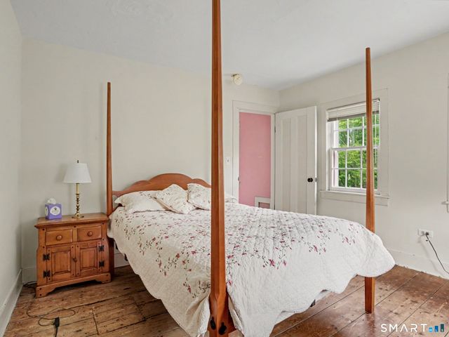 68 Old Stamford Road, New Canaan, CT 06840
