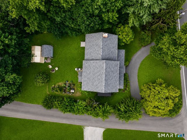 68 Old Stamford Road, New Canaan, CT 06840
