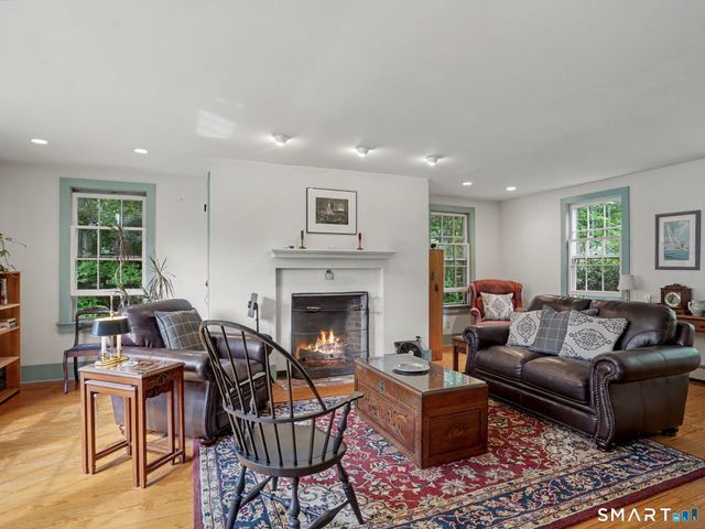 68 Old Stamford Road, New Canaan, CT 06840