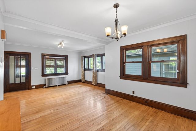 4604 Grand Avenue S, Minneapolis, MN 55419