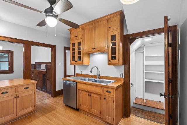4604 Grand Avenue S, Minneapolis, MN 55419