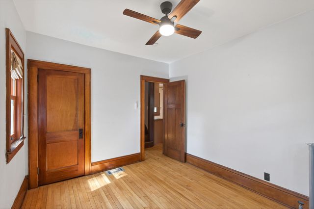 4604 Grand Avenue S, Minneapolis, MN 55419