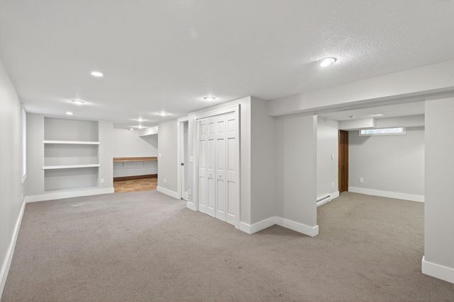 4604 Grand Avenue S, Minneapolis, MN 55419