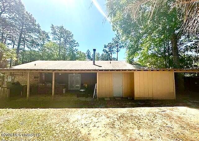 206 Glenwood Drive, Carriere, MS 39426