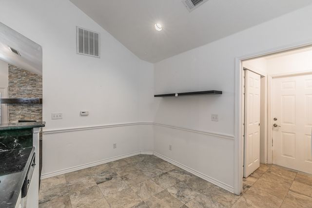 803 Cara Lane, Arlington, TX 76012