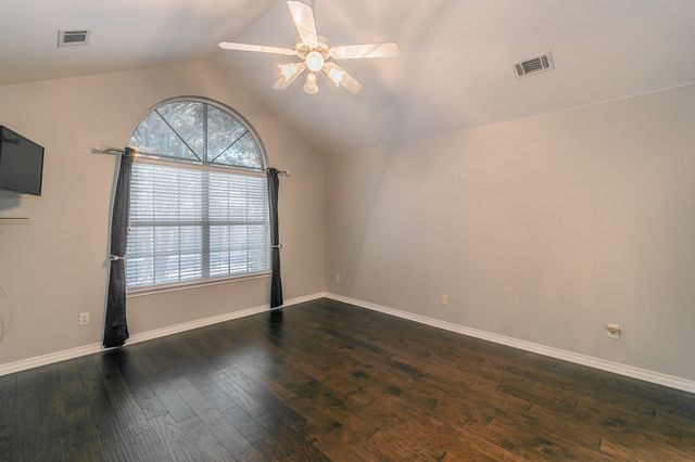 803 Cara Lane, Arlington, TX 76012