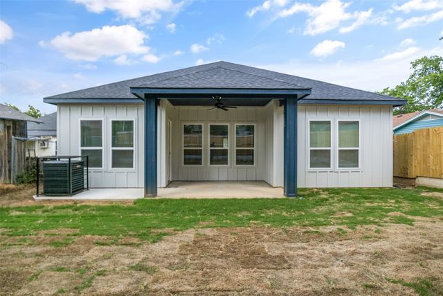 510 Woodrow Avenue, Fort Worth, TX 76105