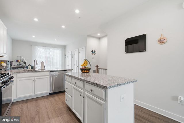 649 LAKEMONT DR, Glen Burnie, MD 21060