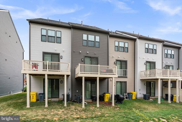 649 LAKEMONT DR, Glen Burnie, MD 21060