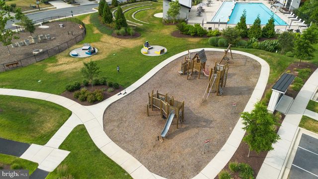649 LAKEMONT DR, Glen Burnie, MD 21060