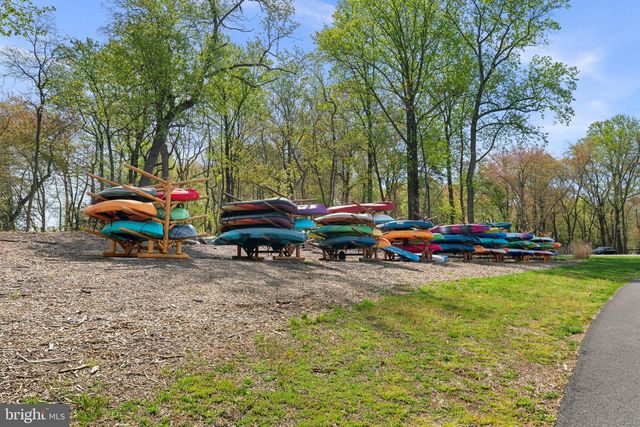 649 LAKEMONT DR, Glen Burnie, MD 21060