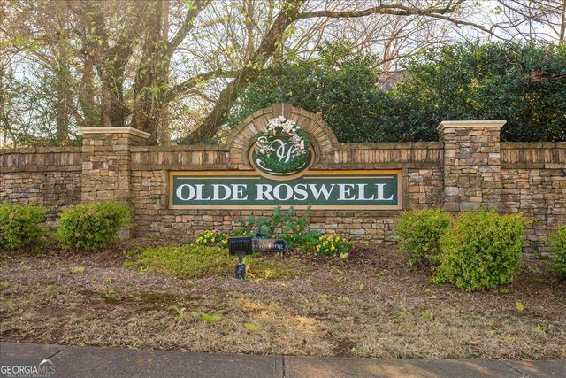 1100 Olde Roswell Grove, Roswell, GA 30075