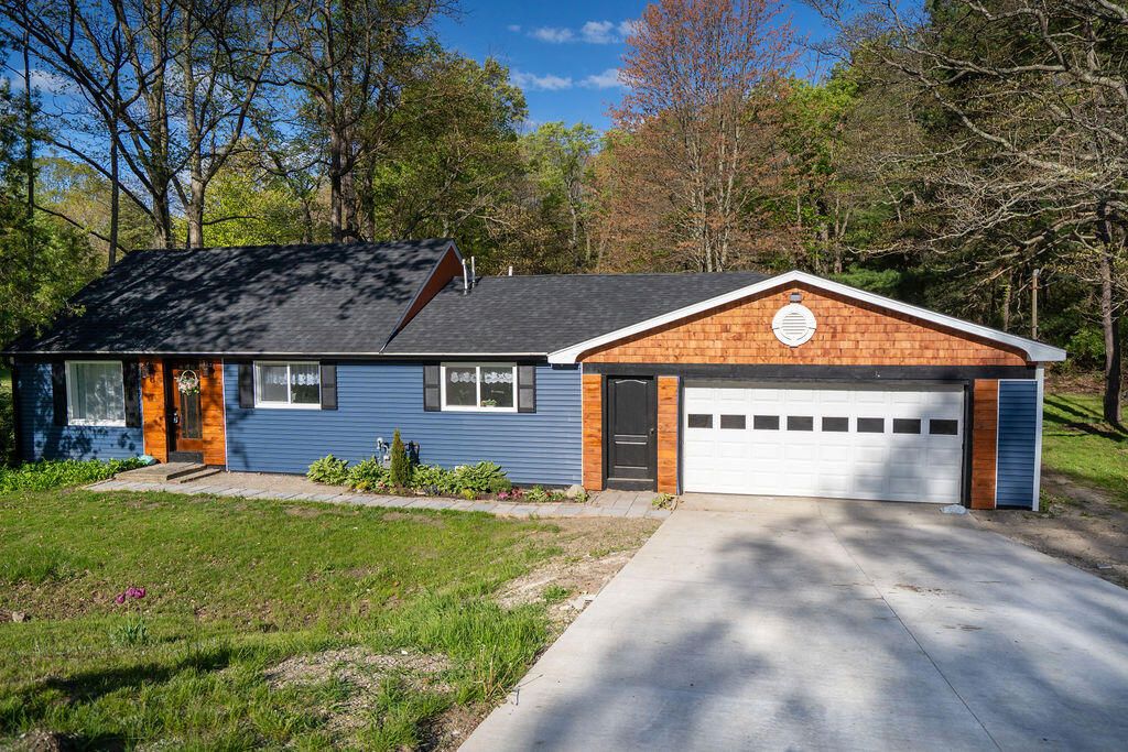 20876 Blue Star Highway, South Haven Twp, MI 49090