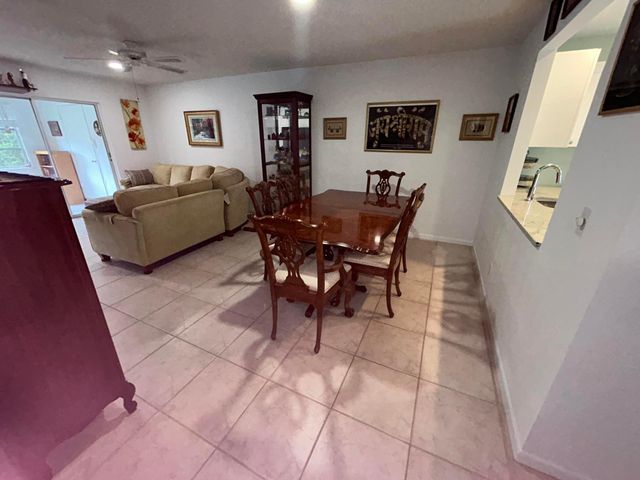 878 Worcester Lane, Lake Worth, FL 33467