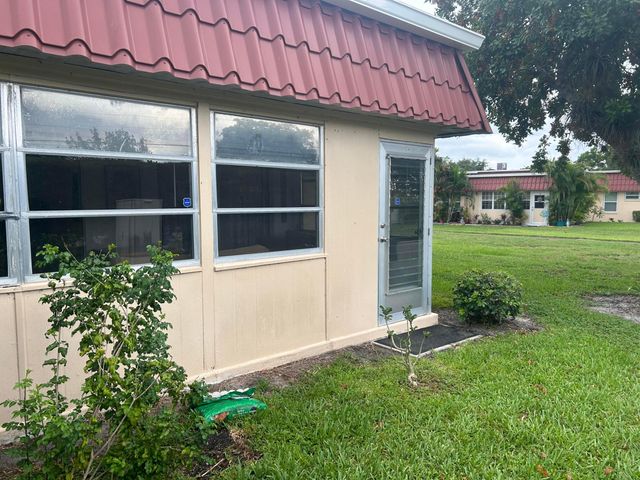 878 Worcester Lane, Lake Worth, FL 33467