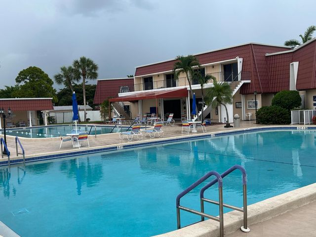 878 Worcester Lane, Lake Worth, FL 33467