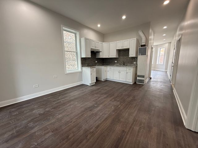 2533 S Drake Avenue 2, Chicago, IL 60623