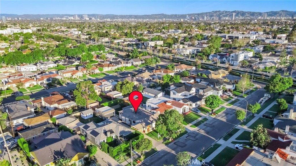 Image 52 of property listing at 3641 Somerset, Los Angeles, CA 90016