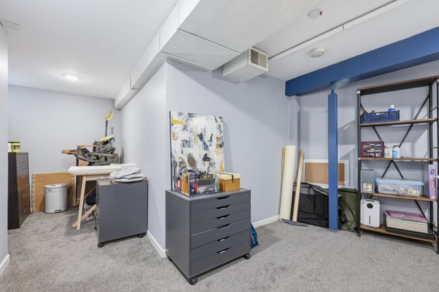 942 Central Avenue W, Saint Paul, MN 55104