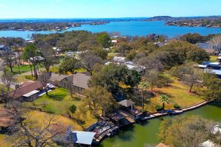 1408 Highland Dr DR, Highland Haven, TX 78654