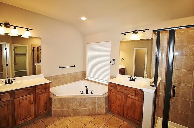 122 Sierra Drive, Waxahachie, TX 75167
